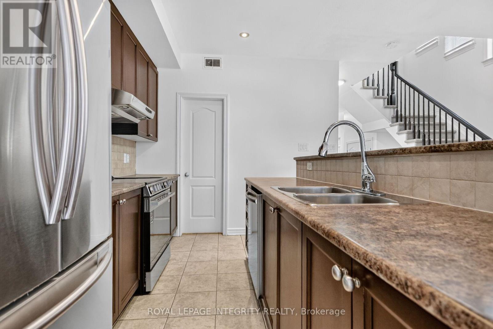 848 White Alder Avenue, Ottawa, Ontario  K1T 0H1 - Photo 20 - X13785964