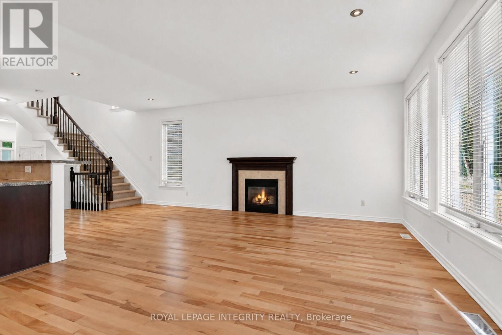 848 White Alder Avenue, Ottawa, Ontario  K1T 0H1 - Photo 7 - X13785964