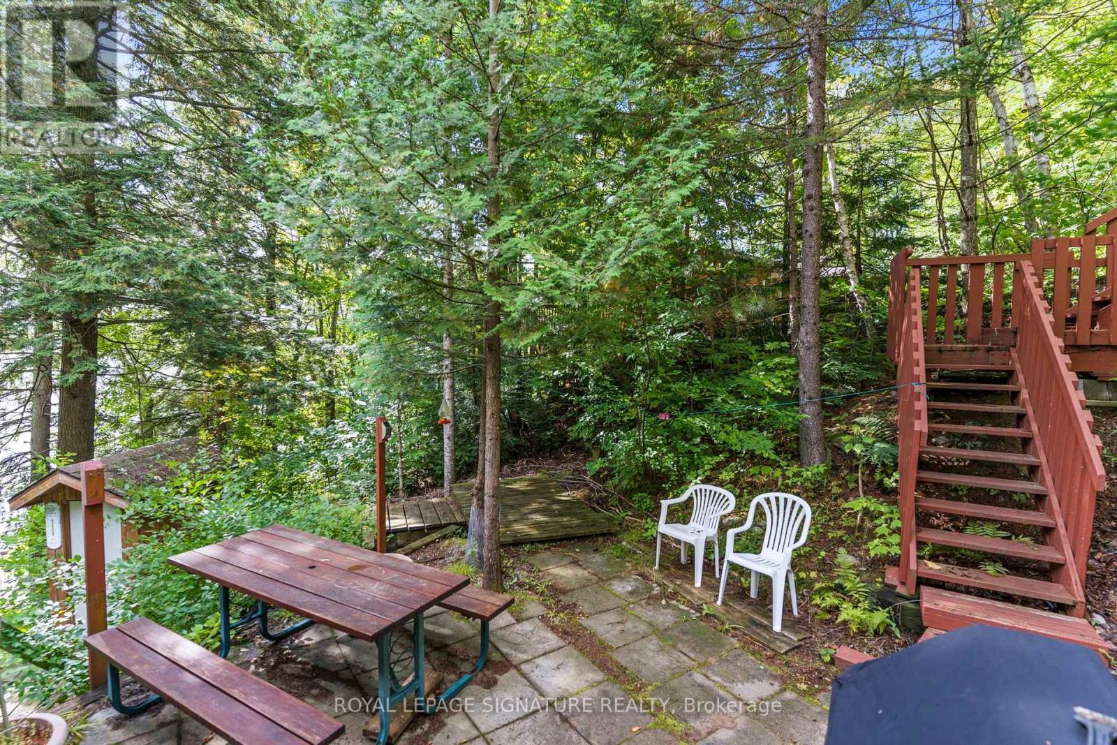 1112 Johnson Bay Road, Dysart Et Al, Ontario  K0M 1S0 - Photo 12 - X13785756