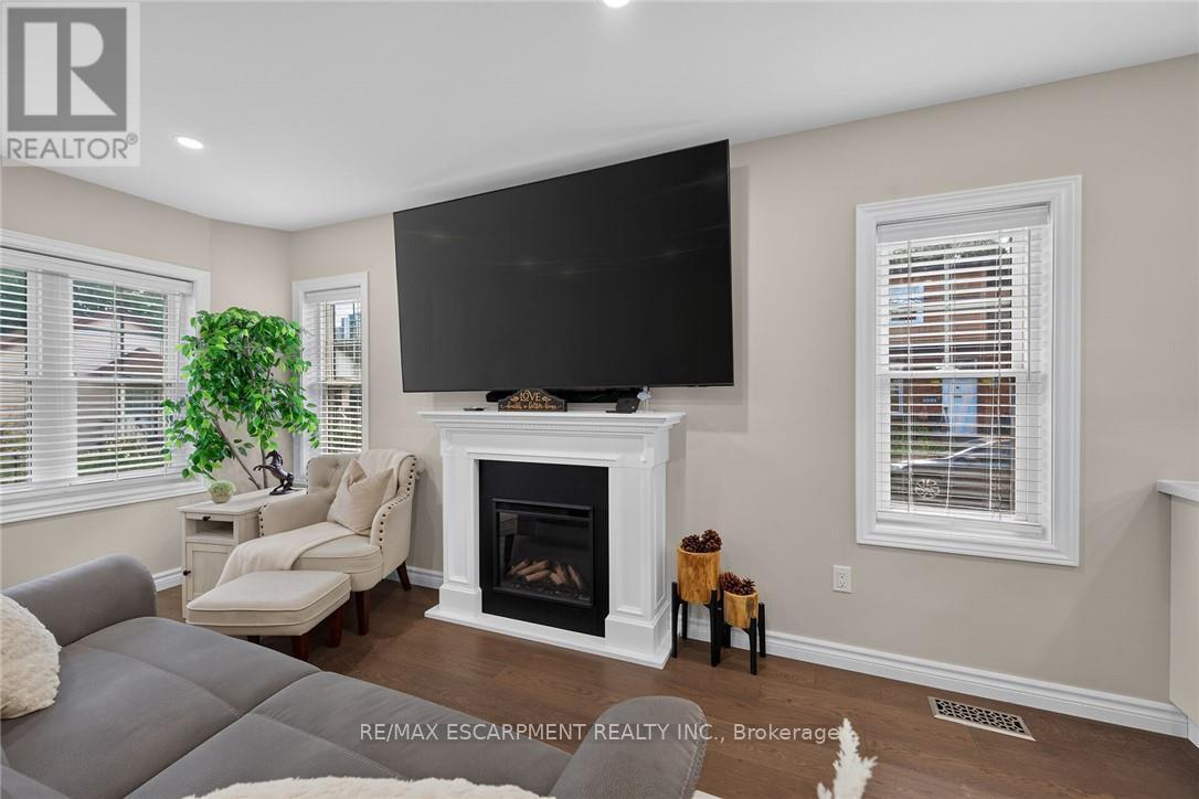 109 Ray Street, Hamilton, Ontario L8R 2Y1 - Photo 7 - X13785768