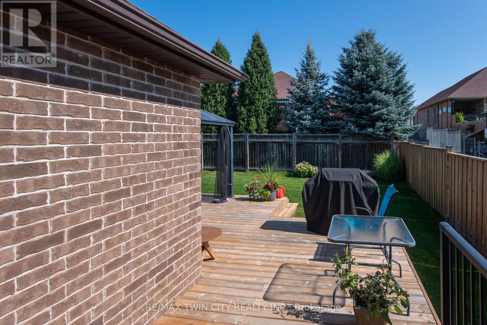 248 Fennel Street, Blandford-Blenheim, Ontario N0J 1S0 - Photo 14 - X13785920