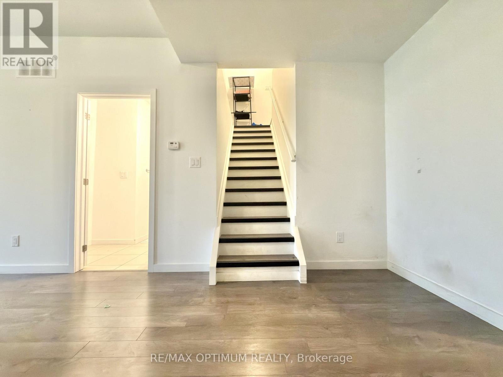 406 Chaffey Street, Welland, Ontario L3B 0K4 - Photo 11 - X13785990