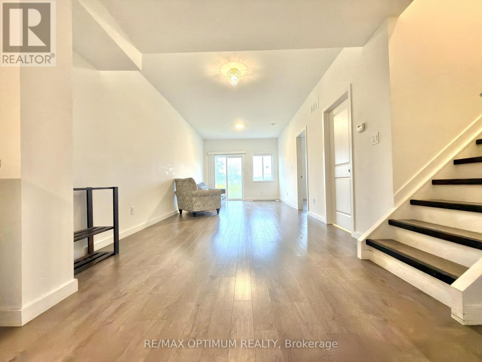 406 Chaffey Street, Welland, Ontario L3B 0K4 - Photo 12 - X13785990