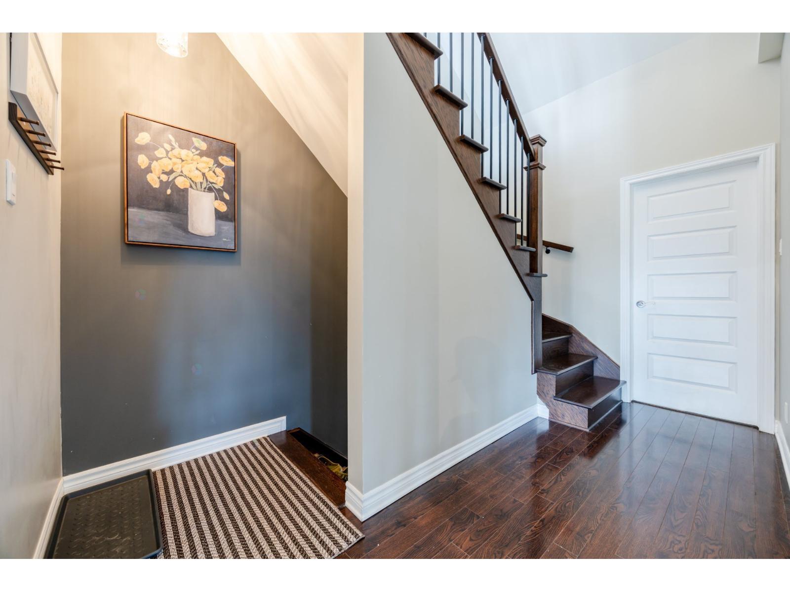 12 Rue de Sicile|#3 Candiac Quebec Canada J5R0B3 4