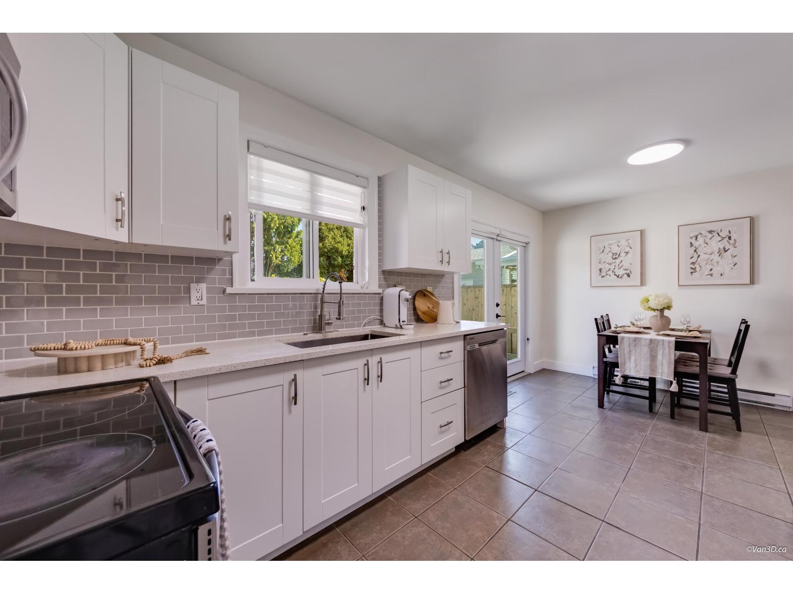 5052 205b Street, Langley, British Columbia  V3A 6Z5 - Photo 5 - R3164810