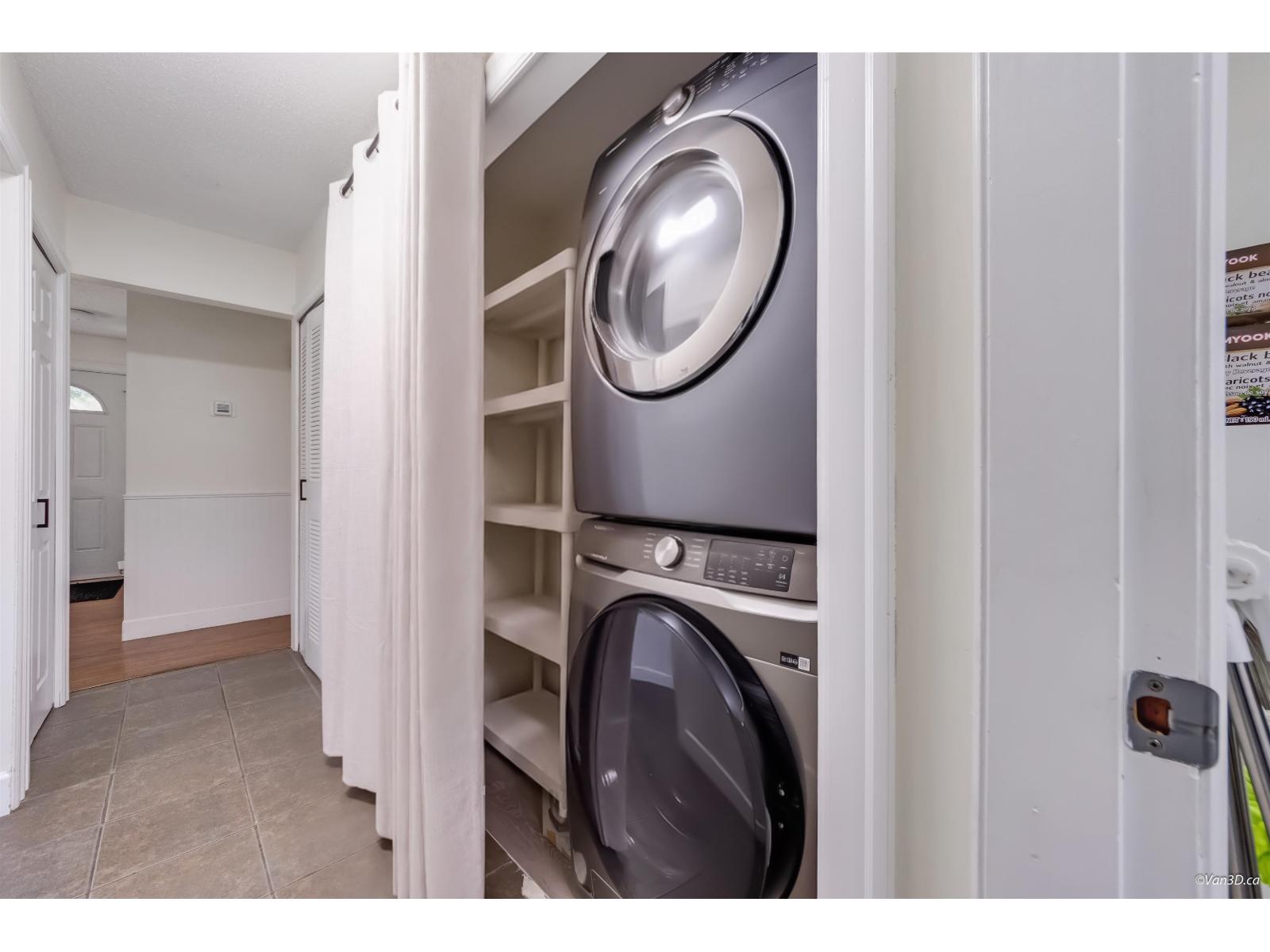 5052 205b Street, Langley, British Columbia  V3A 6Z5 - Photo 14 - R3164810