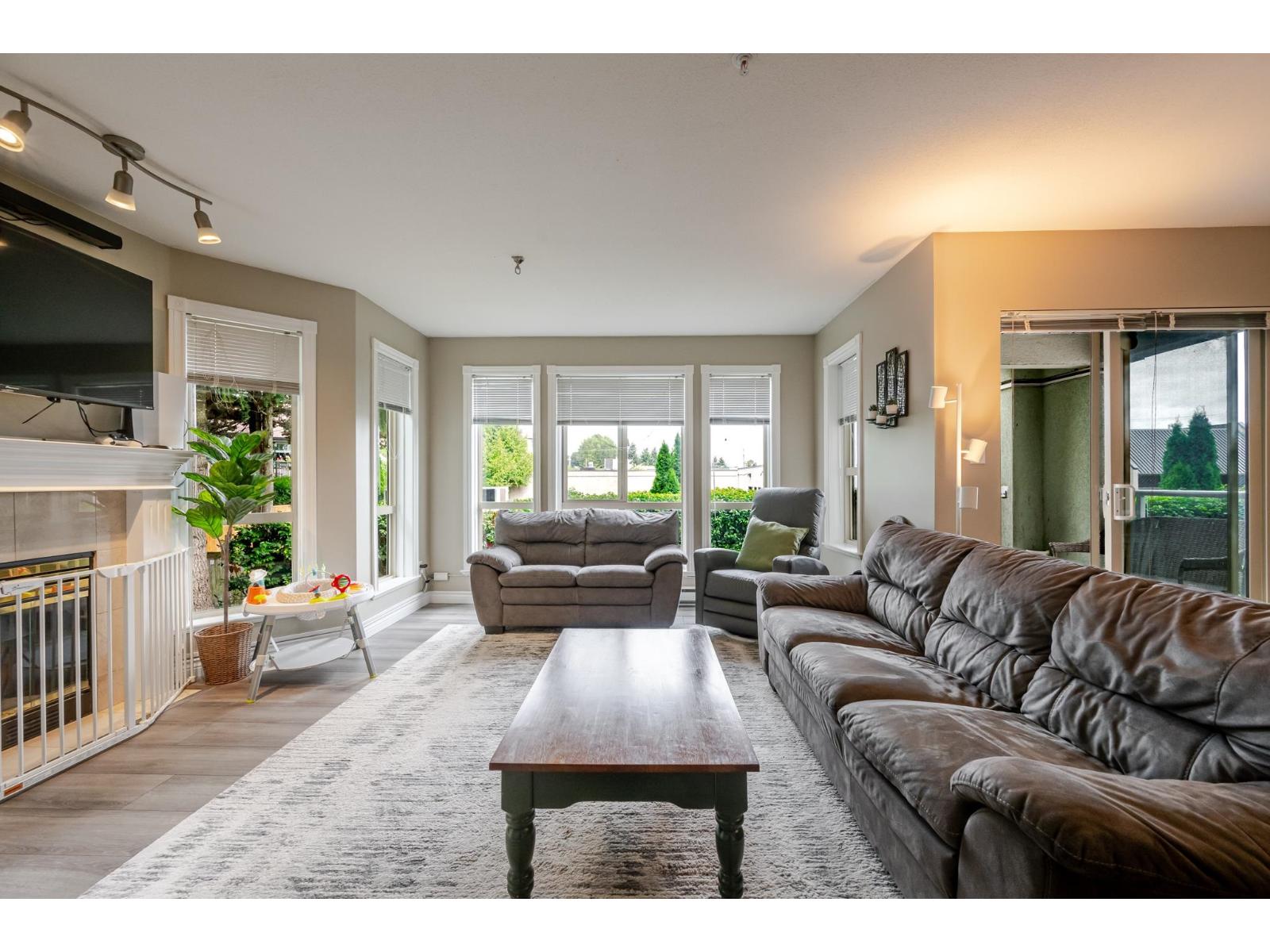 204 2585 Ware Street, Abbotsford, British Columbia  V2S 3E2 - Photo 5 - R3164272