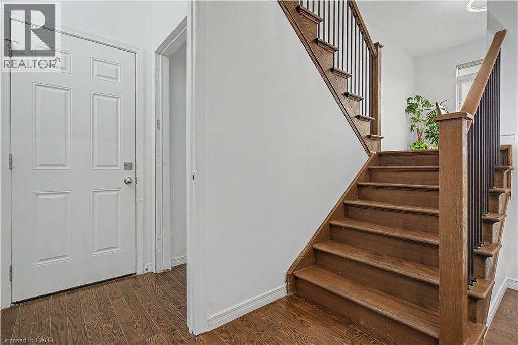79 BEAUCHAMP Drive Unit# A photo 12