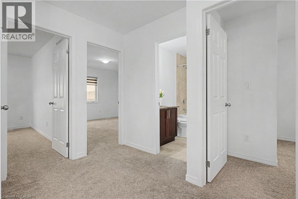 79 BEAUCHAMP Drive Unit# A photo 30