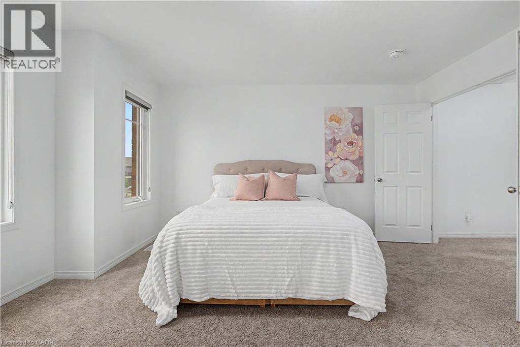79 BEAUCHAMP Drive Unit# A photo 25