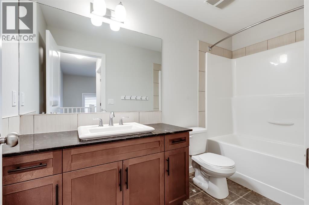 135 Kingsbridge Road Se, Airdrie, Alberta  T4A 0M2 - Photo 21 - A2344003