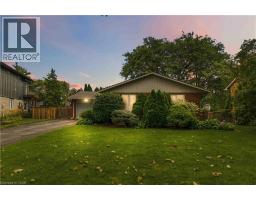 38 DRIFTWOOD Court, Grimsby, Ontario