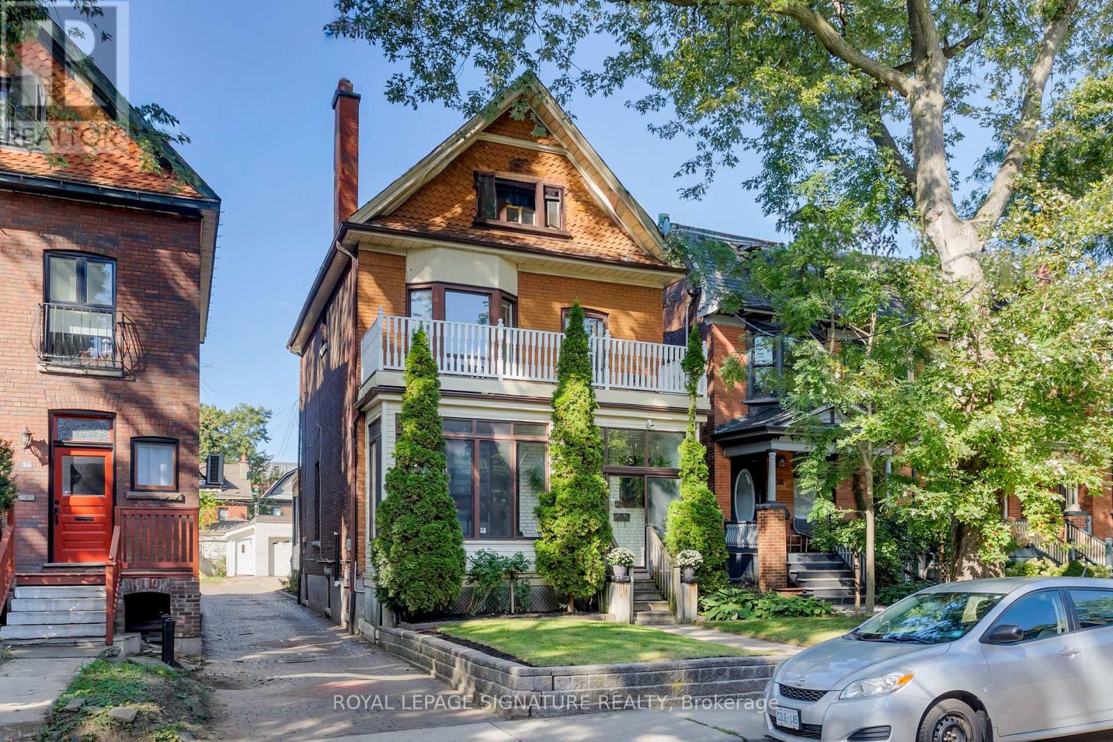 36 COWAN AVENUE, Toronto, Ontario