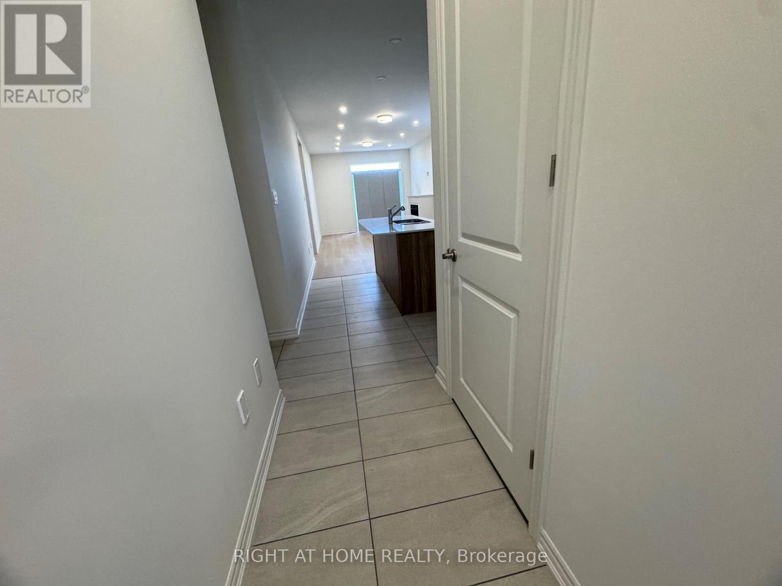 Main - 60 Debois Street, Kawartha Lakes (Lindsay), Ontario  K9V 6A9 - Photo 13 - X13782796