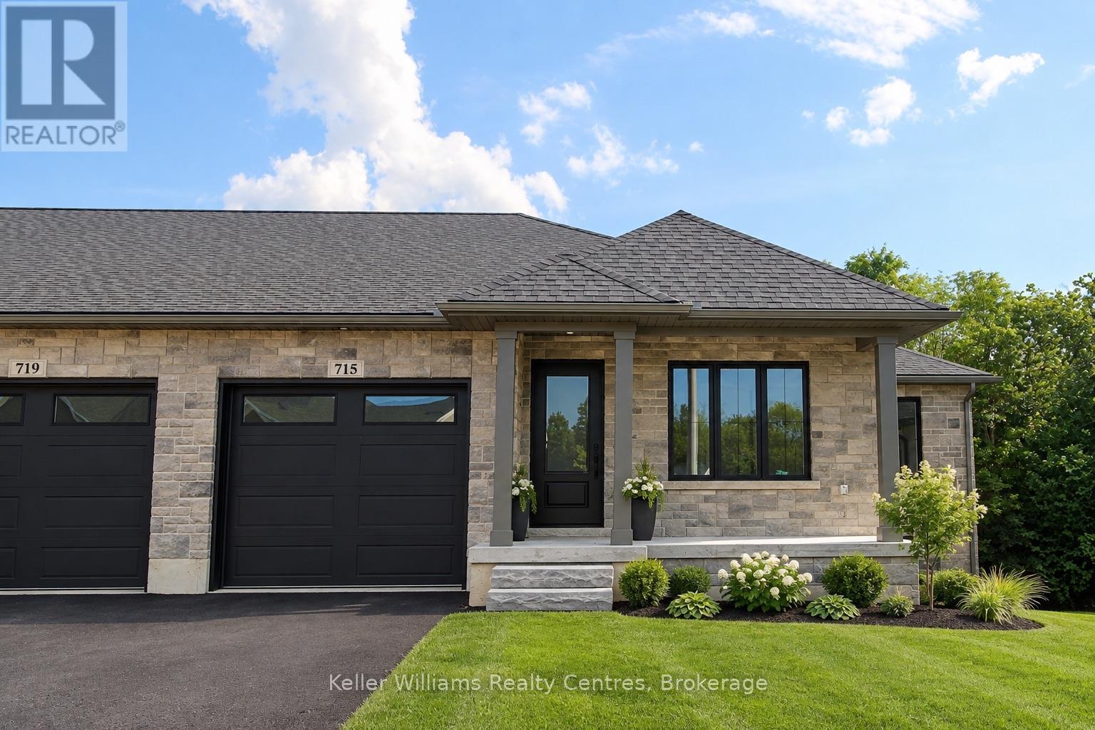 715 18th Street, Hanover, Ontario  N4N 0C7 - Photo 1 - X13234866