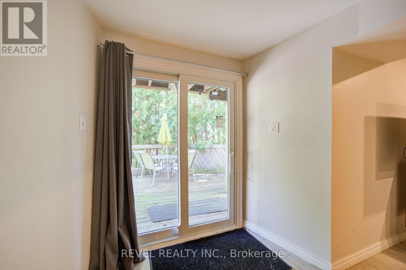 2141 Theoden Court, Pickering, Ontario  L1X 1Z9 - Photo 42 - E13696516