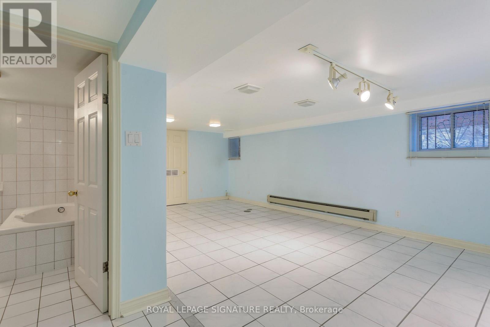 36 Cowan Avenue, Toronto, Ontario  M6K 2N4 - Photo 44 - W13785926