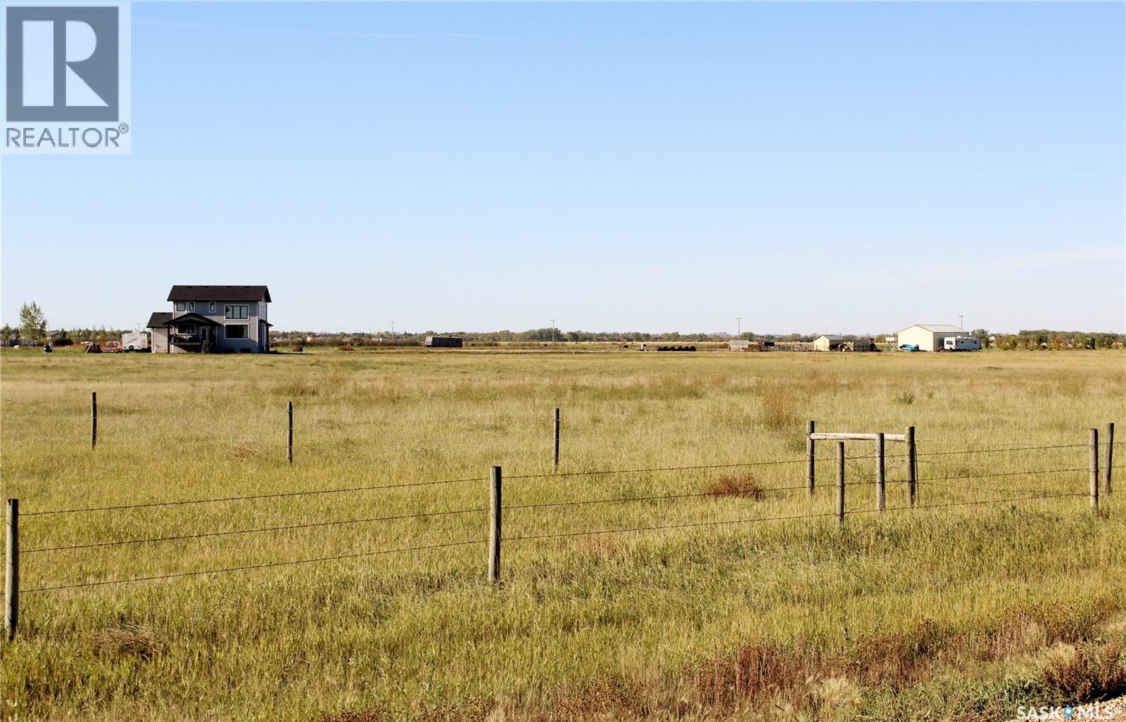The Grasslands, Weyburn Rm No. 67, Saskatchewan  S4H 2K3 - Photo 9 - SK048508