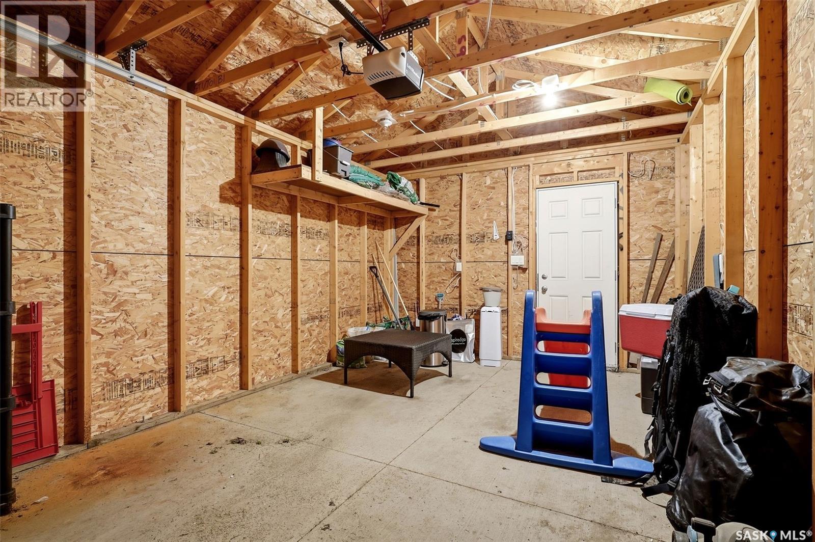 8008 Canola Avenue, Regina, Saskatchewan  S4Y 0E7 - Photo 33 - SK048504