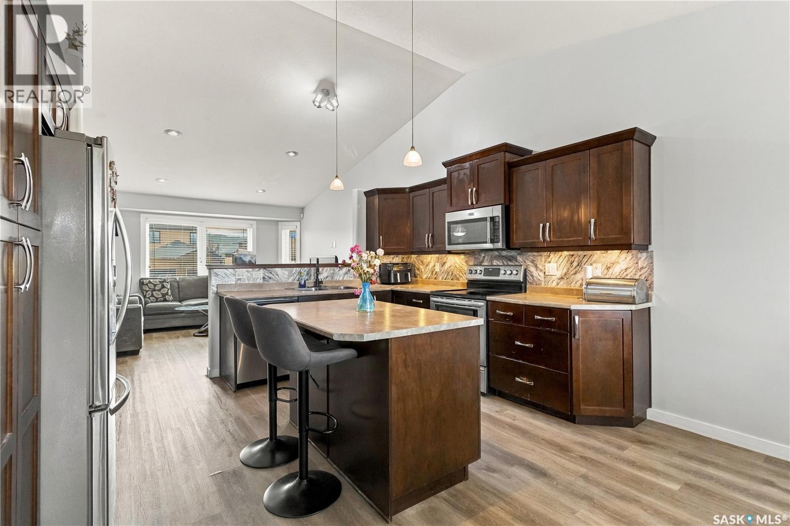 562 Rempel Manor, Saskatoon, Saskatchewan  S7T 0J4 - Photo 10 - SK048423