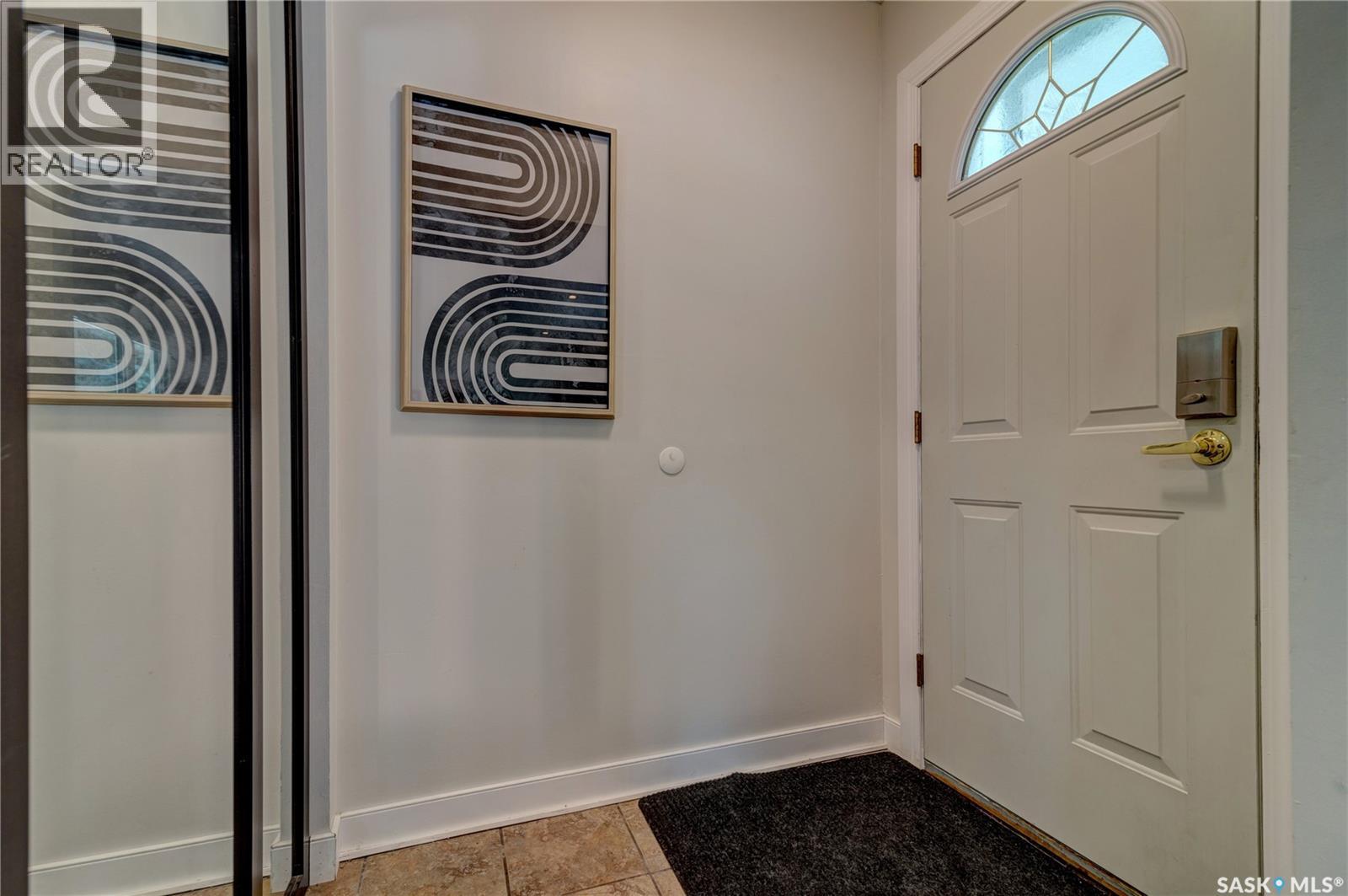 2476 Mcara Street, Regina, Saskatchewan  S4N 2W5 - Photo 3 - SK048378