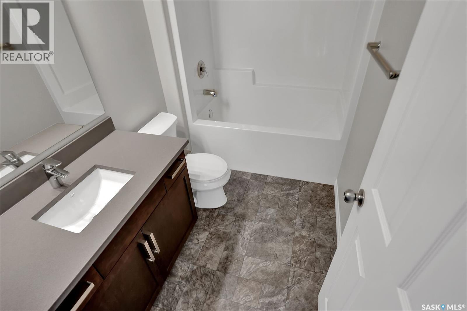 4237 Green Olive Way E, Regina, Saskatchewan  S4V 1P9 - Photo 29 - SK048354