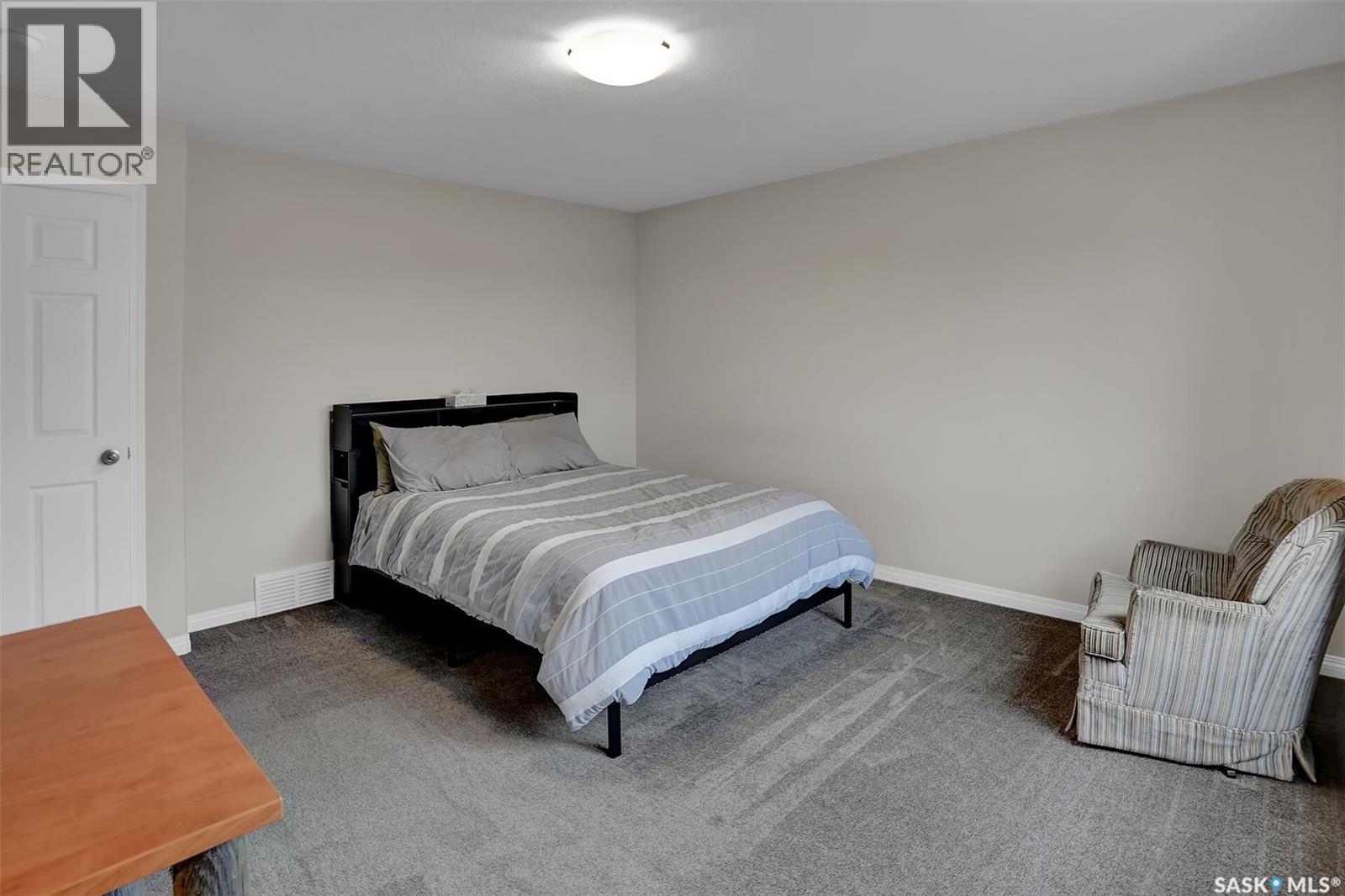 4237 Green Olive Way E, Regina, Saskatchewan  S4V 1P9 - Photo 38 - SK048354