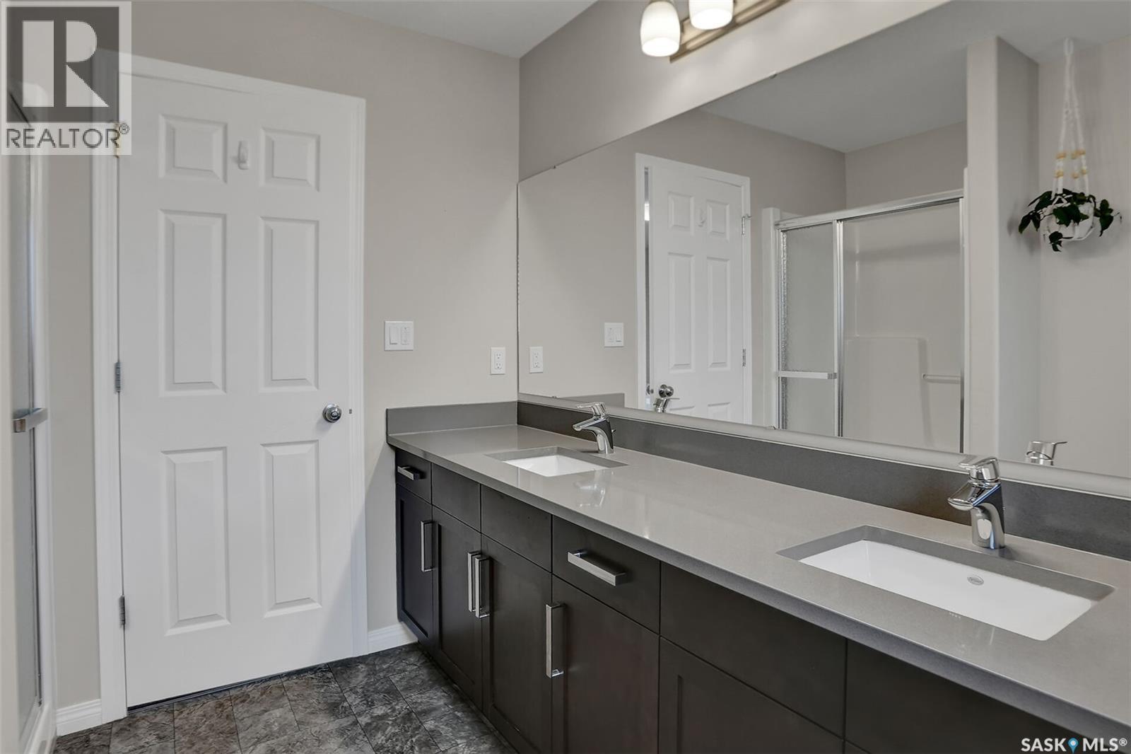 4237 Green Olive Way E, Regina, Saskatchewan  S4V 1P9 - Photo 39 - SK048354