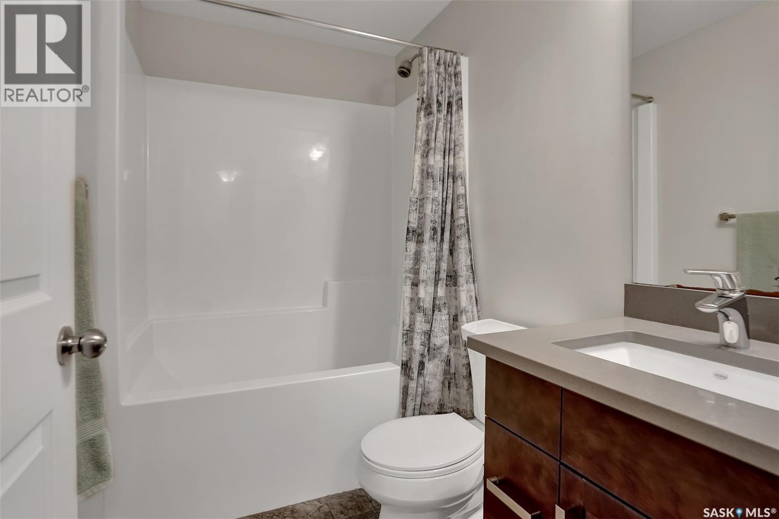 4237 Green Olive Way E, Regina, Saskatchewan  S4V 1P9 - Photo 43 - SK048354