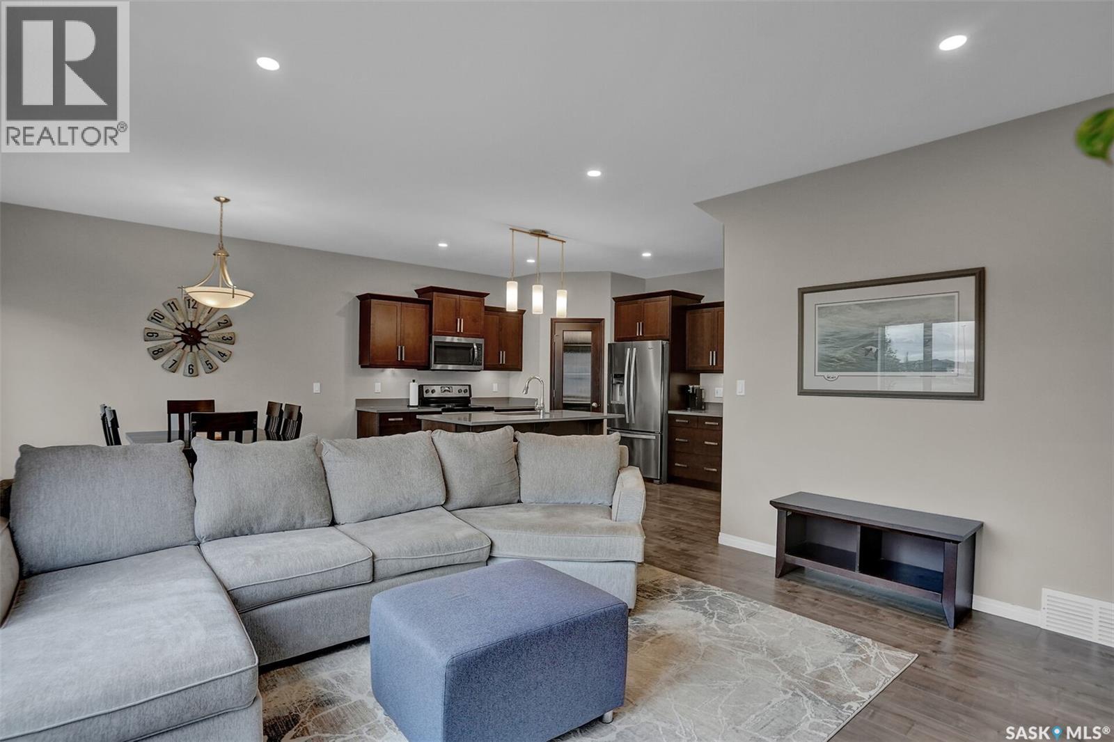 4237 Green Olive Way E, Regina, Saskatchewan  S4V 1P9 - Photo 7 - SK048354