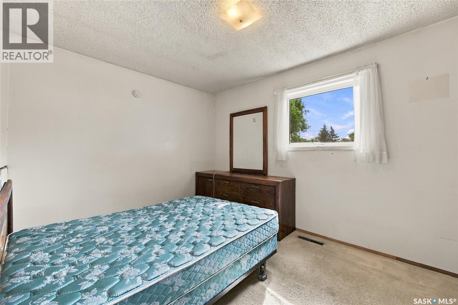 313 7th Avenue W, Rosetown, Saskatchewan  S0L 2V0 - Photo 17 - SK048117