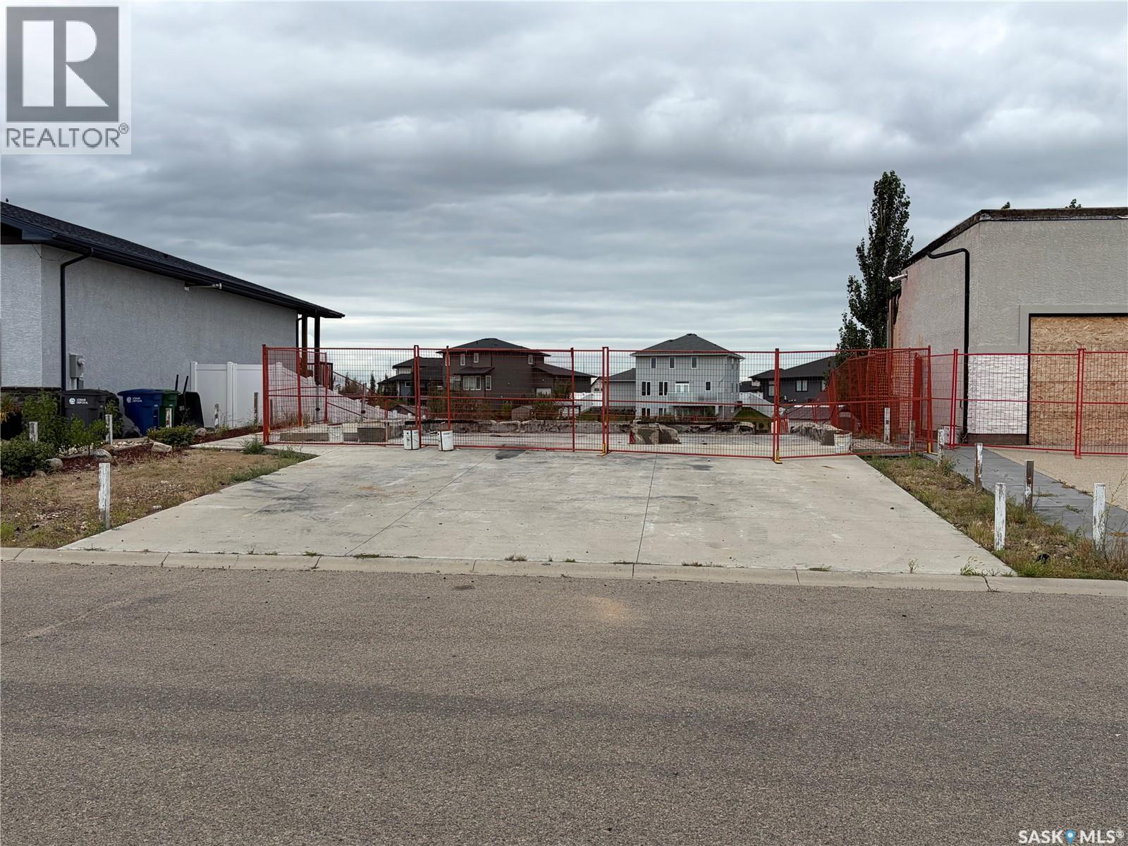 739 Aspen Crescent, Pilot Butte, Saskatchewan  S0G 3Z0 - Photo 1 - SK047827