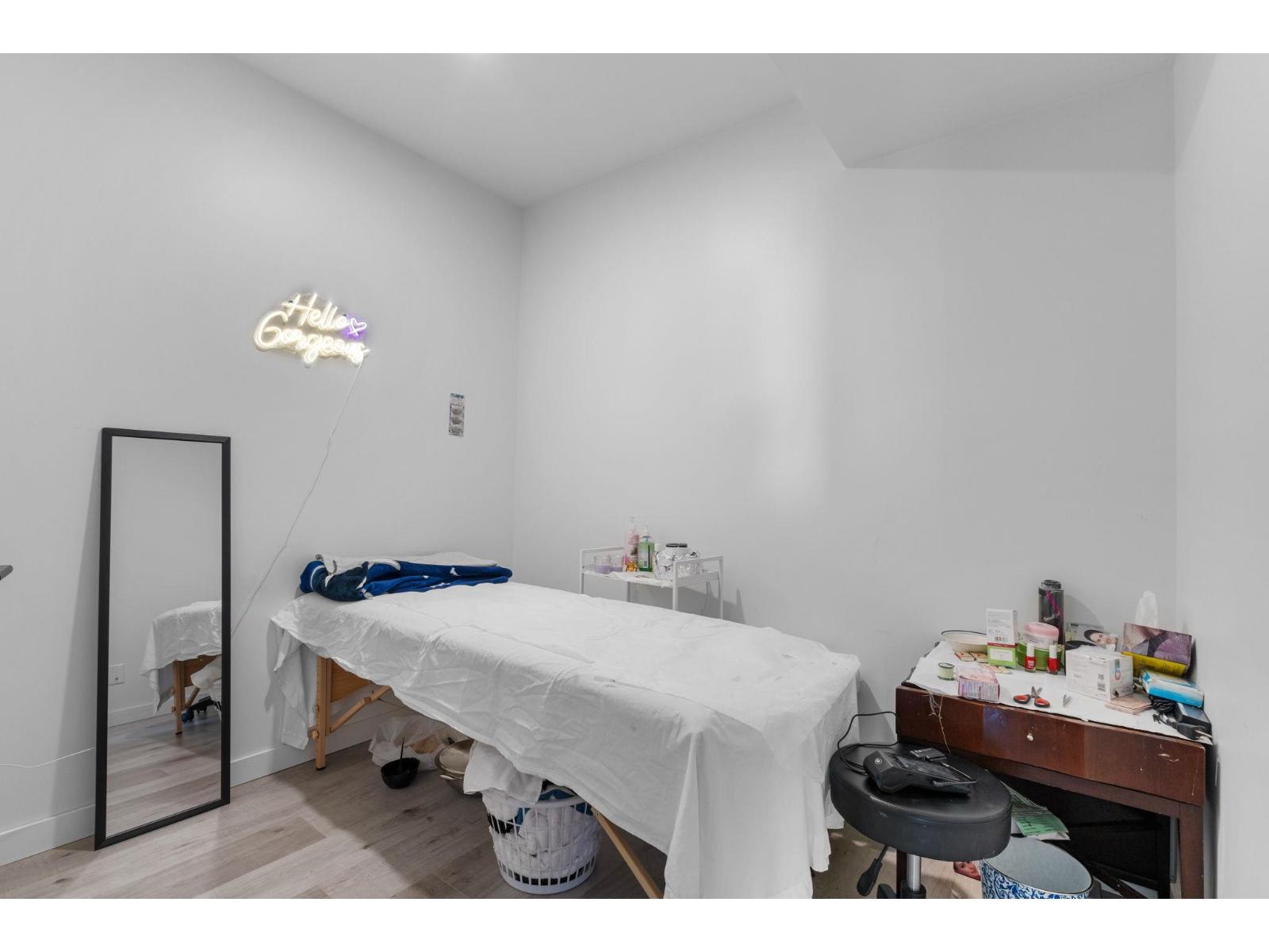 3012 10448 University Drive, Surrey, British Columbia  V3T 0S7 - Photo 14 - R3164837