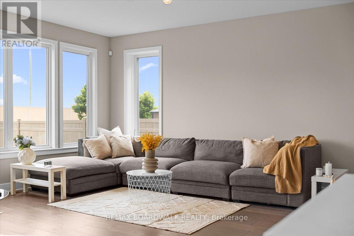 620 Barry Helman Drive, Ottawa, Ontario  K2J 4S2 - Photo 16 - X13786088