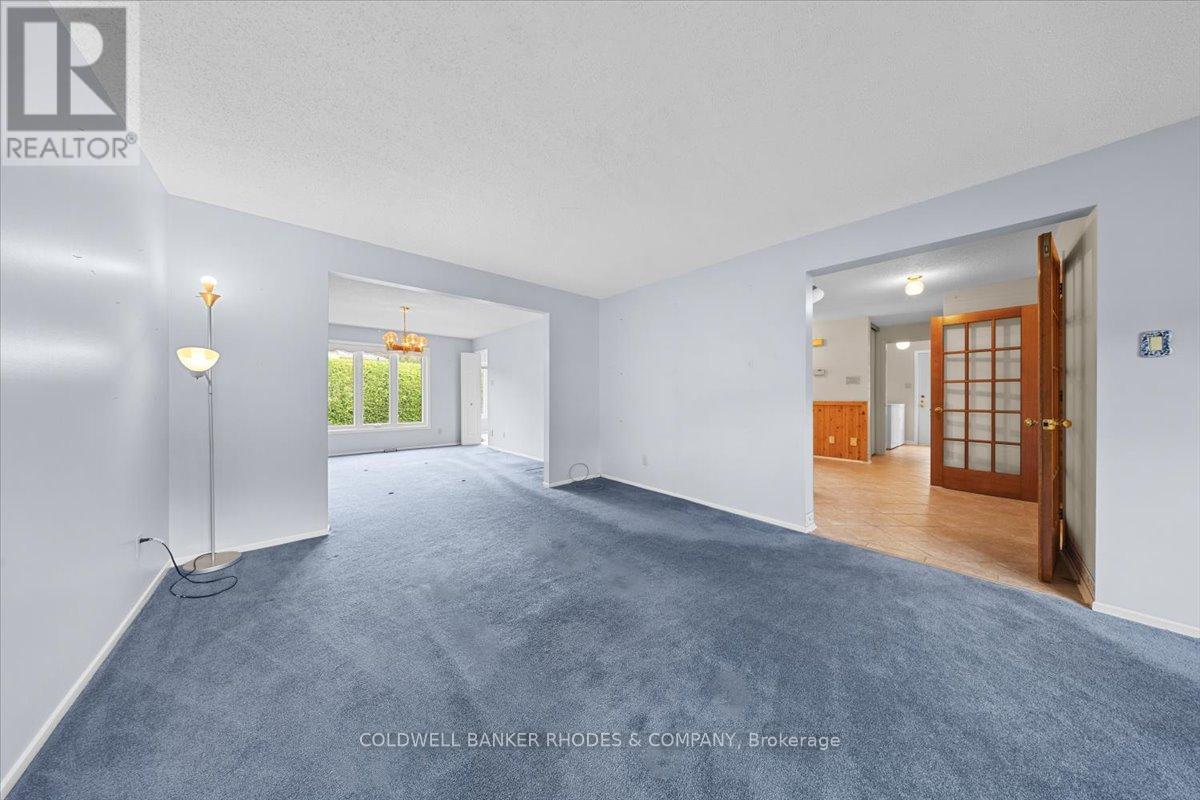 1031 Terranova Drive, Ottawa, Ontario  K1C 5M6 - Photo 6 - X13786112