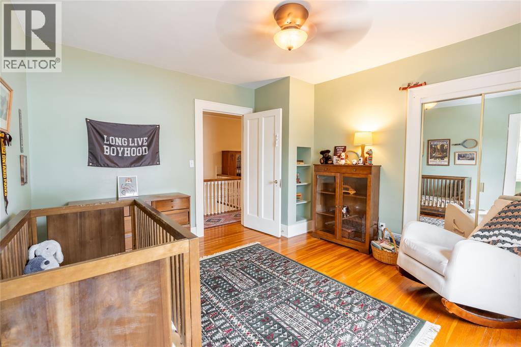 291 LONDON ROAD photo 24