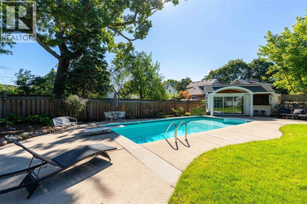 291 LONDON ROAD photo 42