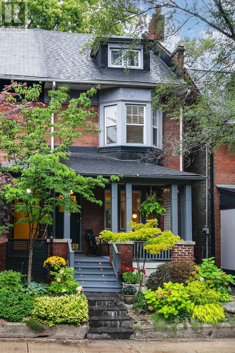 36 Aberdeen Avenue, Toronto, Ontario  M4X 1A2 - Photo 4 - C13786080
