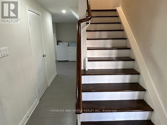 Main & 2nd Floors - 31 Wellpark Boulevard, Toronto, Ontario  M1V 1B5 - Photo 10 - E13786042