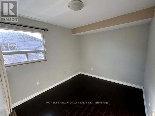 Main & 2nd Floors - 31 Wellpark Boulevard, Toronto, Ontario  M1V 1B5 - Photo 12 - E13786042