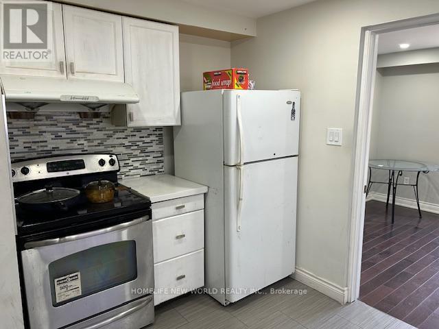 Main & 2nd Floors - 31 Wellpark Boulevard, Toronto, Ontario  M1V 1B5 - Photo 7 - E13786042