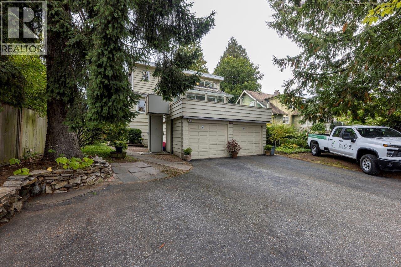 1848 Duchess Avenue, West Vancouver, British Columbia  V7V 1R1 - Photo 38 - R3165545
