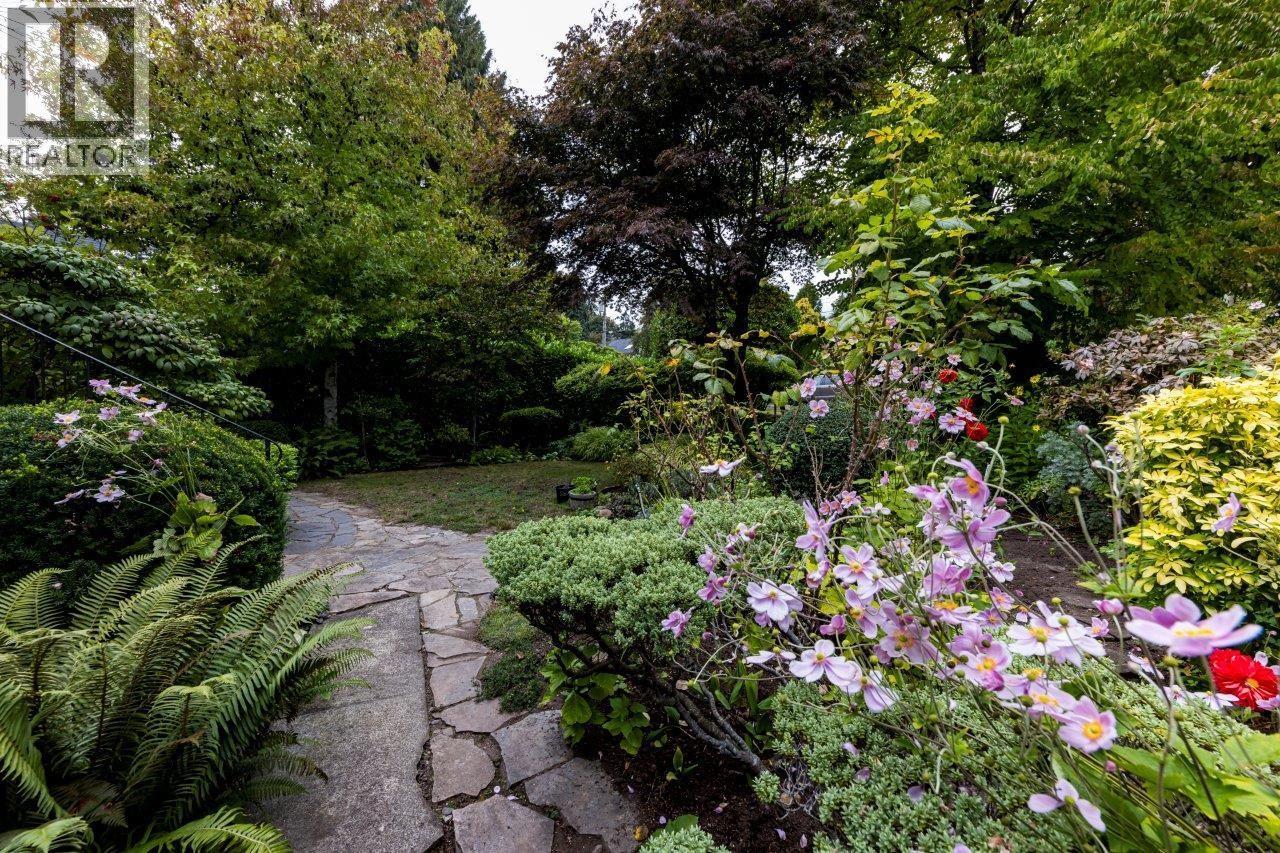 1848 Duchess Avenue, West Vancouver, British Columbia  V7V 1R1 - Photo 39 - R3165545