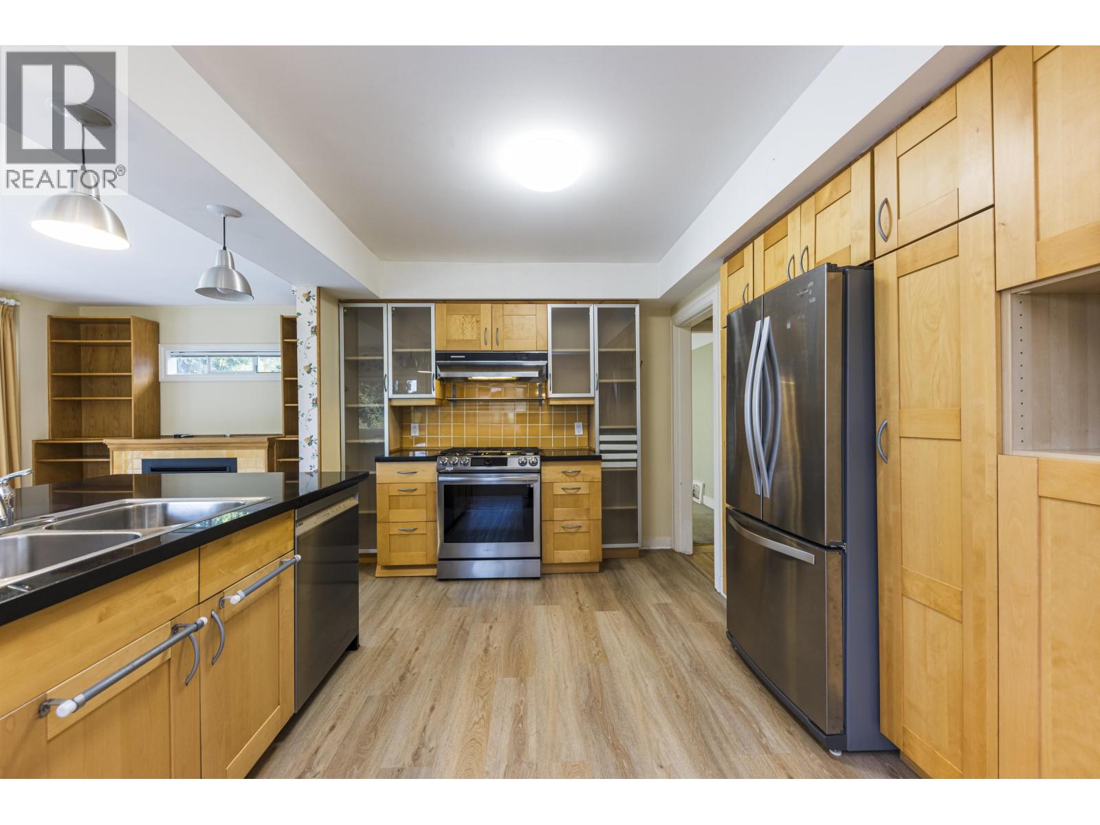 1848 Duchess Avenue, West Vancouver, British Columbia  V7V 1R1 - Photo 4 - R3165545