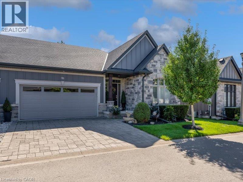 17 Ridgeview Crescent