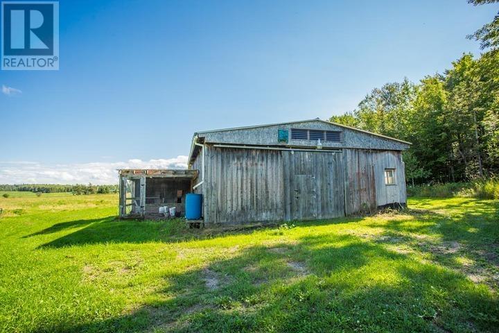237 MacLennan RD|Laird Township photo 32