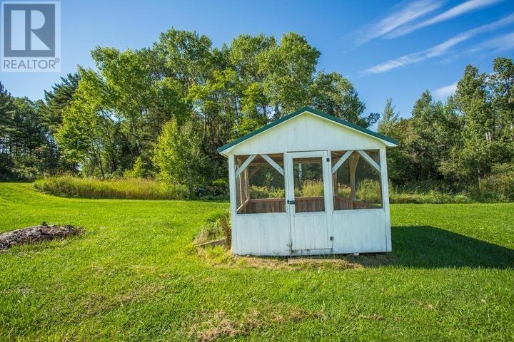 237 MacLennan RD|Laird Township photo 39