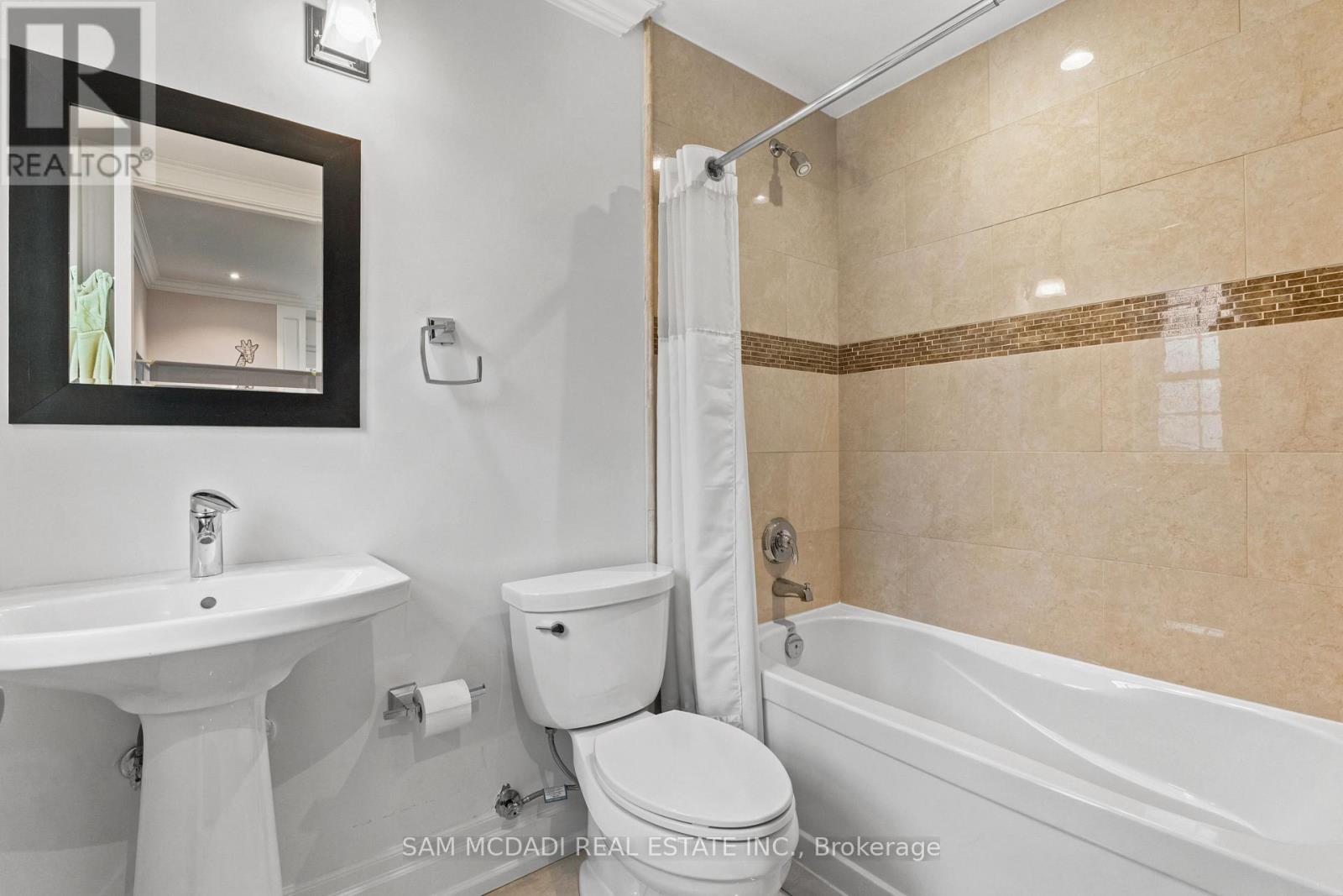 955 Caldwell Avenue, Mississauga, Ontario  L5H 1Z2 - Photo 28 - W13786076