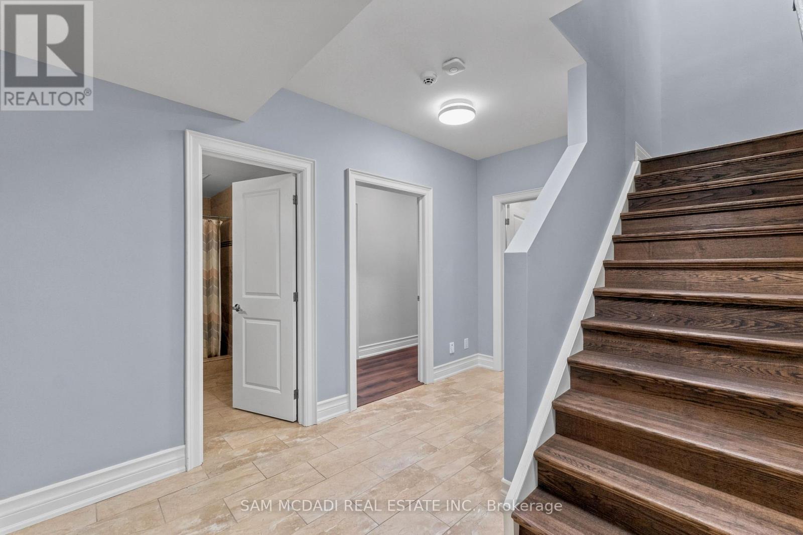 955 Caldwell Avenue, Mississauga, Ontario  L5H 1Z2 - Photo 31 - W13786076