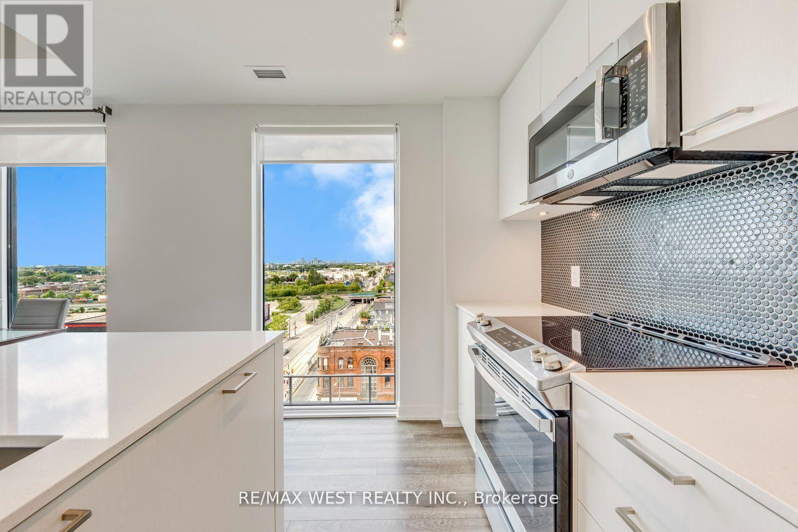 910 - 1808 St Clair Avenue W, Toronto, Ontario  M6N 0C1 - Photo 21 - W13786084